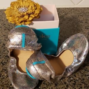 Love Potion limited edition Tieks size 7